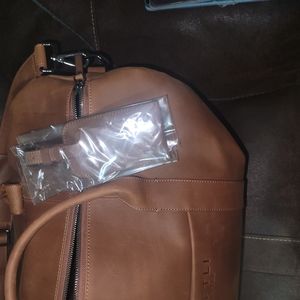 Maletín de viaje 100% cuero